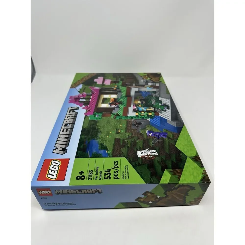 LEGO Minecraft 21183 The Training Grounds Brand New